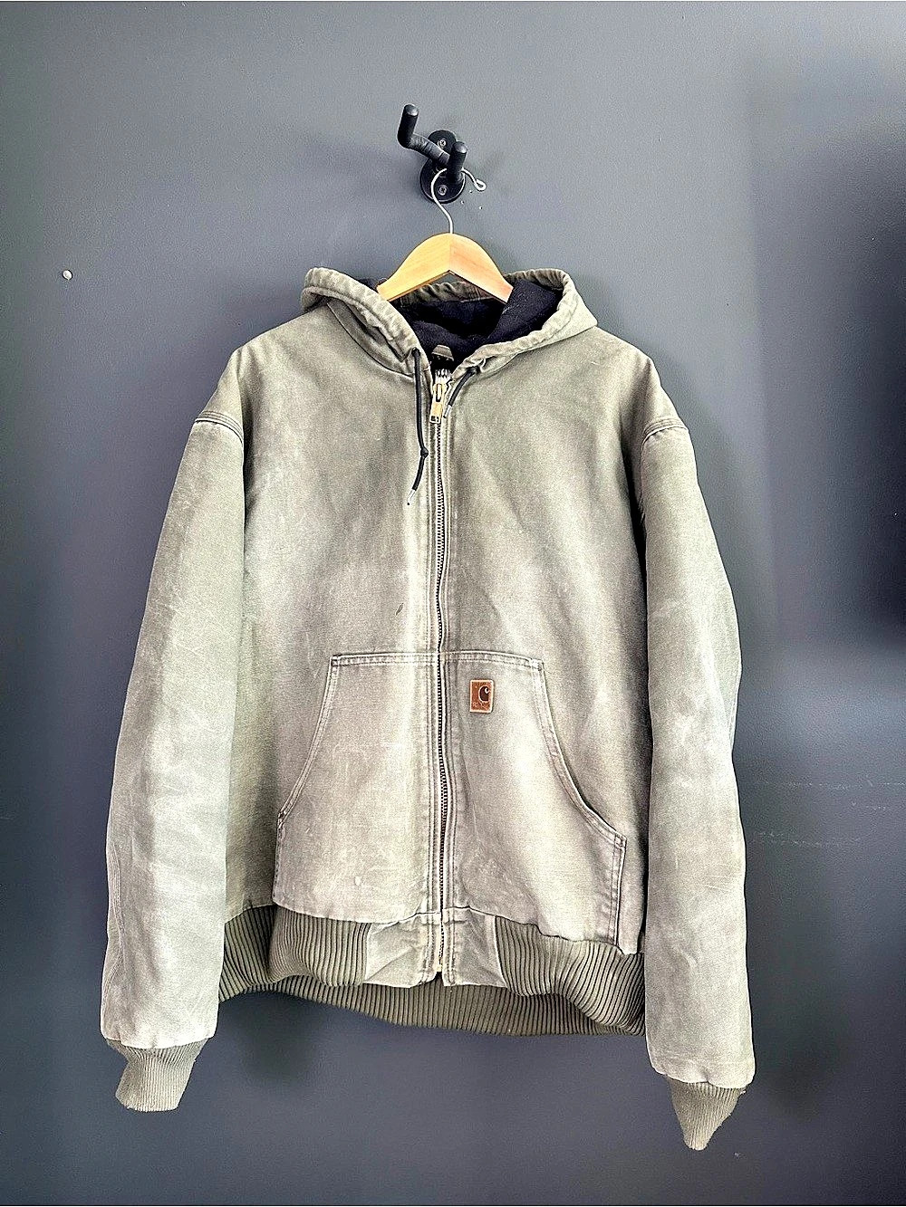 Vintage Carhartt Active Jacket Army Green Faded J130 ARG 2XL Quilted Nylon Lined